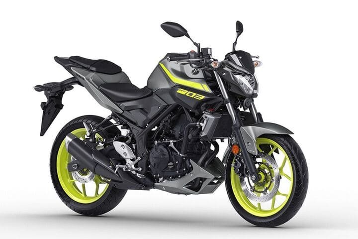 moto 2018-yamaha-mt-03-eu-night-fluo-studio-001-2