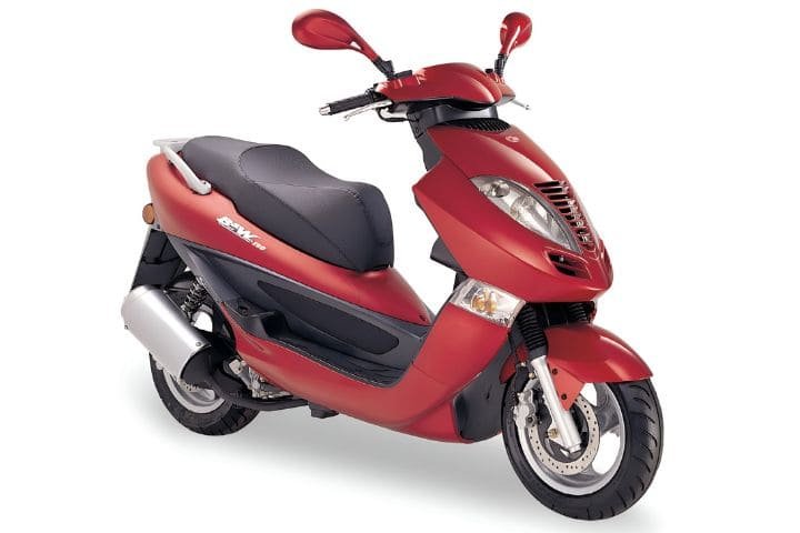 motocicleta kymco Bet&win 250