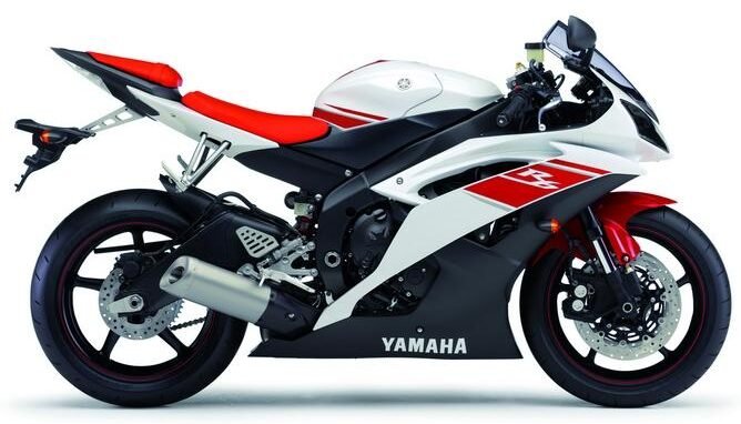 yamaha-yzf-r6r-13